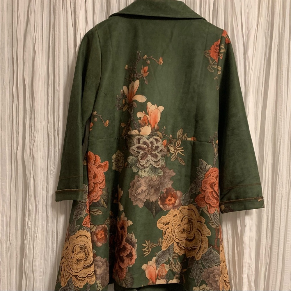 Anis.A Floral blooming soft asymmetrical button coat wearable art M - Picture 3 of 17